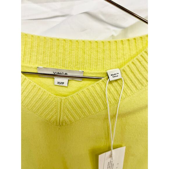 NWT Vince Wool Blend Long Sleeve V-Neck Cropped Pullover Sweater Neon Yellow XS - Picture 2 of 6